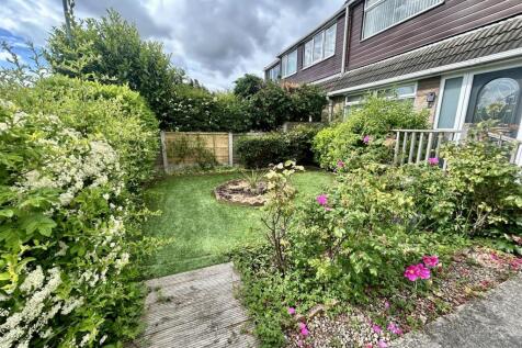 28valleymountfrontgarden.JPG