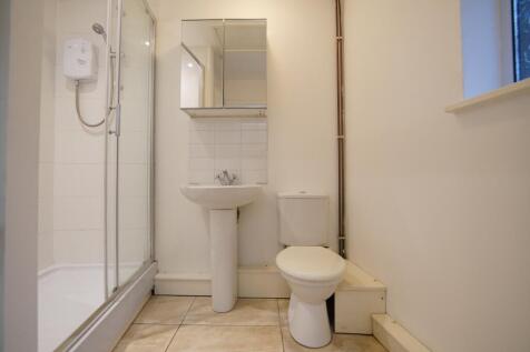 Bathroom for rooms 1