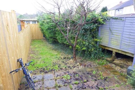 12 - Garden rear.jpg