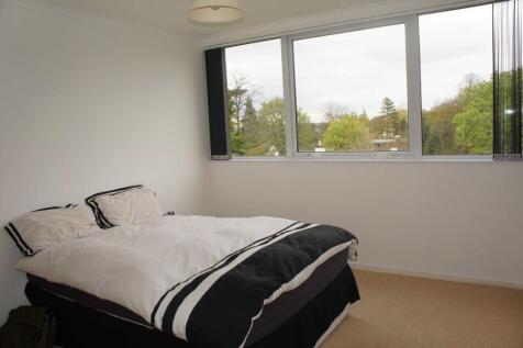 Bedroom 1.JPG