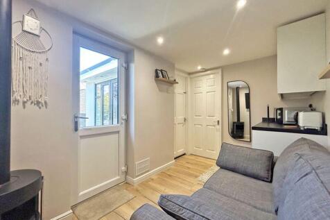 Outbuilding/Room 3
