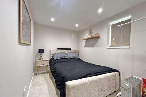 Outbuilding/Room 2