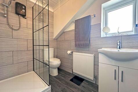 Family Shower Room