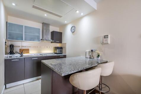 balmoral-apartmen...