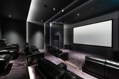 Residents Cinema