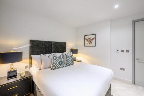 8429668-interior11