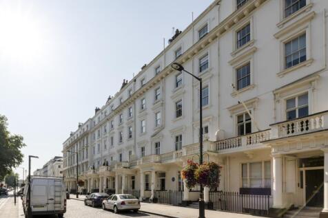 Eccleston Square ...