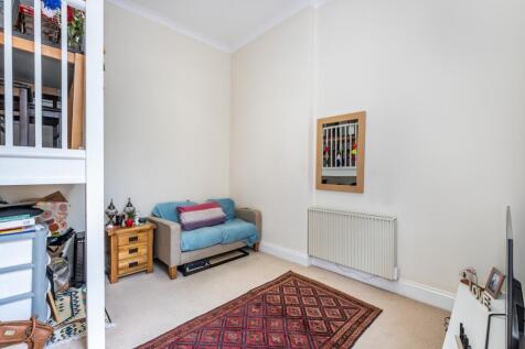 denbigh-street-01