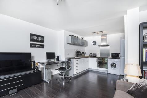 Reception/Kitchen