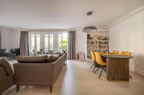 Clevedon-Road-001...