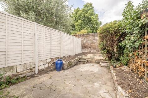 Old-Palace-lane-0...