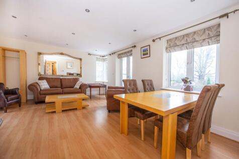 birchwood-house-4...