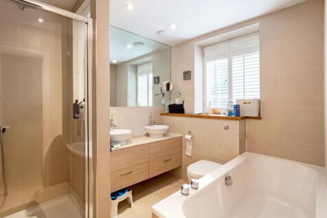 Glenmore House 29...