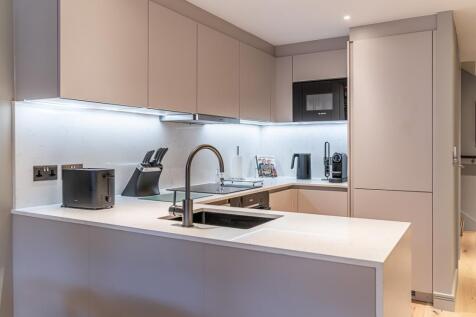4C-Phoenix-House-...