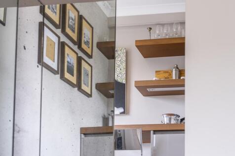Kitchen entrance