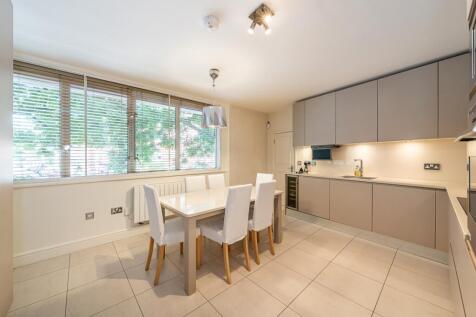 1-2-Bristol-House...