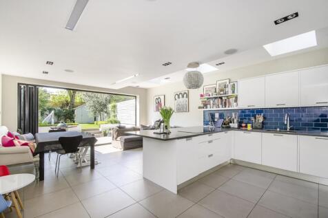 Kitchen/Reception