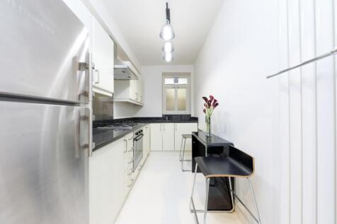 54-Fitzjohns-Aven...