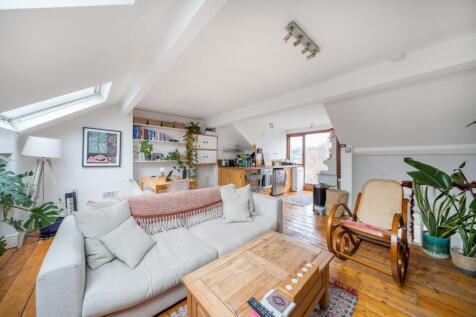 1384406-2-69282a5...