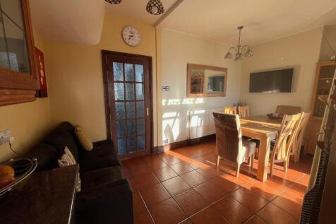 dining area.jpg