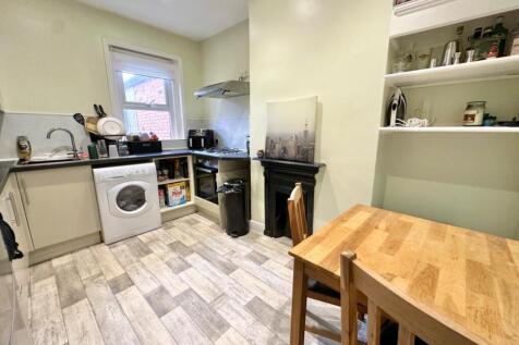 Top Floor Kitchen 2.jpg