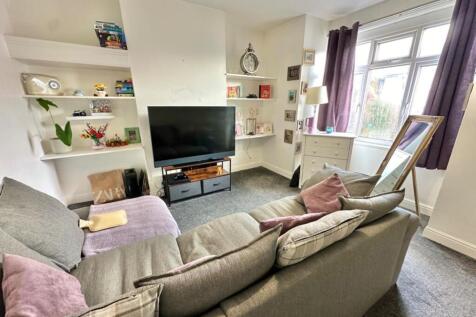 Top Floor Living Room.jpg