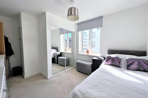 Bedroom 2.1.jpg