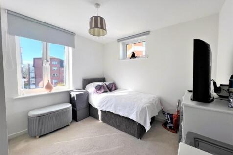 Bedroom 2.jpg