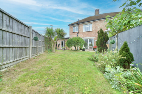 broadlands rear.png