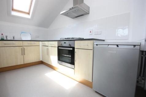 Lounge/ Kitchen