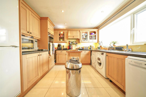 Kitchen New.png