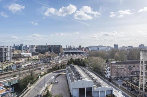 Regents Wharf