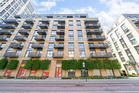 Darter Apartments