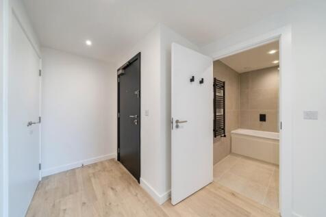 Darter Apartments