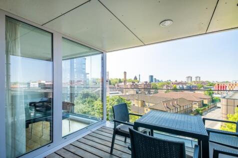 Regents Wharf