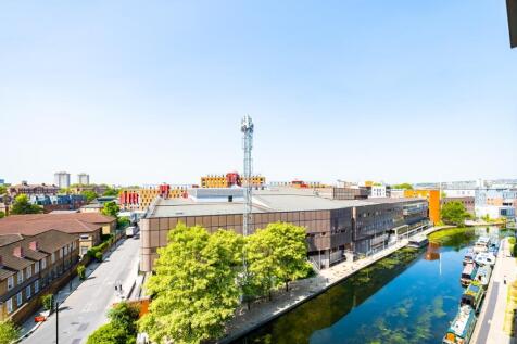 Regents Wharf