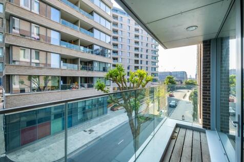 Regents Wharf