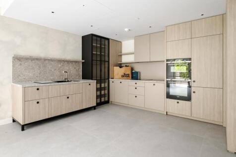 Capella Court