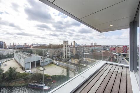 Regents Wharf