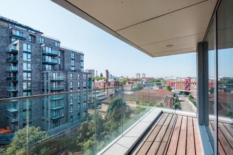 Regents Wharf