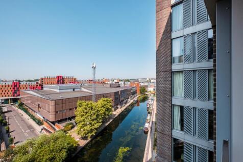 Regents Wharf