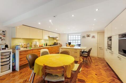 Canonbury Square 