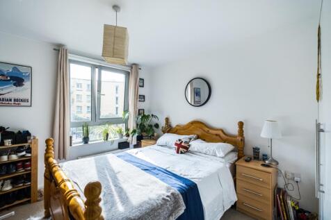 Carronade Court