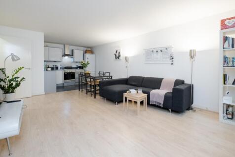 Carronade Court 