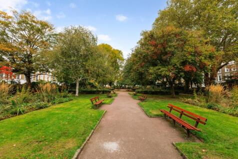Arlington Square 