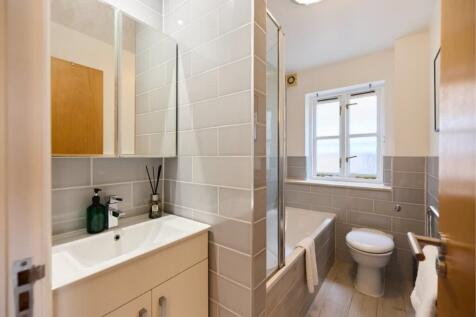 4a311b32-f82e-42-...