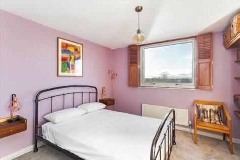 Bedroom pink