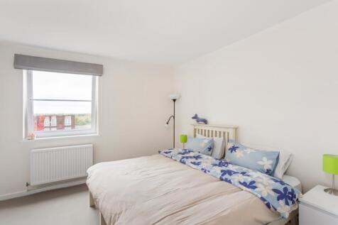 Flat 18, Rosebank...