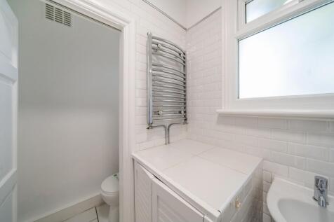 90576_8 Moylan Ro...