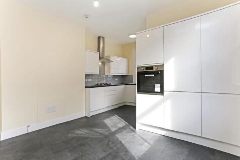 82 Tamworth Stree...